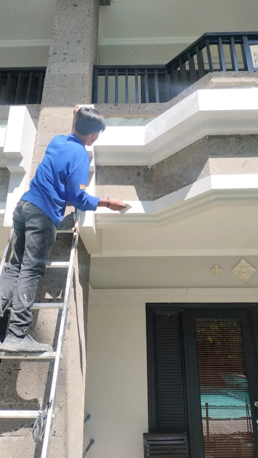 Condition before painting Repainting of The Vira Bali Hotel