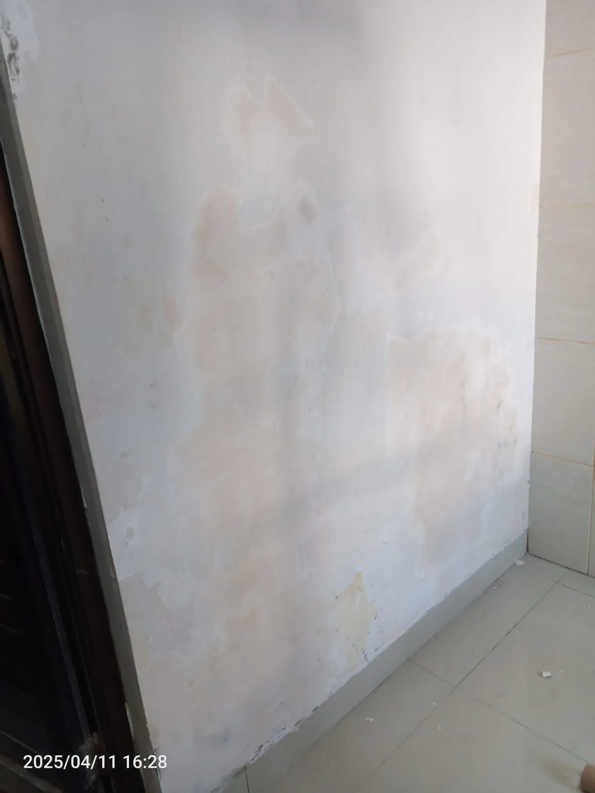 Kondisi sebelum pengecatan Pengecatan Ulang Villa Extrosa, Canggu
